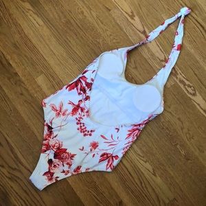 Floral one piece swimsuit size 8/10 Medium